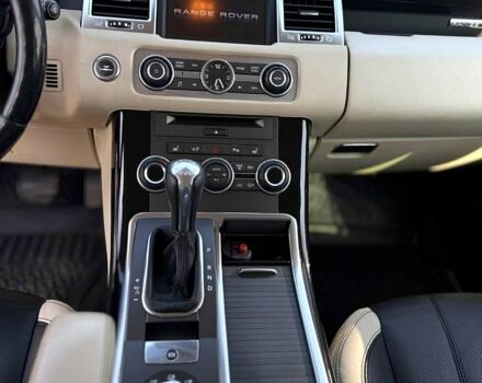 Белый Ленд Ровер Рендж Ровер Спорт, объемом двигателя 3 л и пробегом 350 тыс. км за 14500 $, фото 5 на Automoto.ua