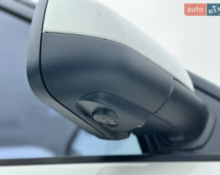 Білий Ленд Ровер Range Rover Sport, об'ємом двигуна 5 л та пробігом 171 тис. км за 12500 $, фото 46 на Automoto.ua