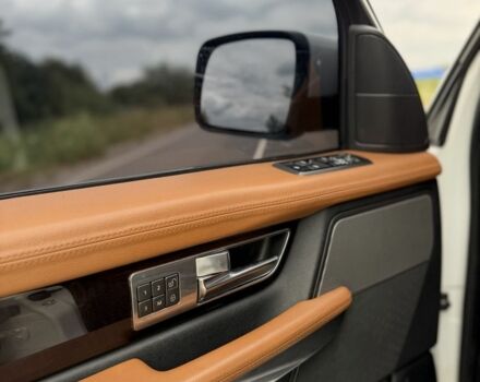 Білий Ленд Ровер Range Rover Sport, об'ємом двигуна 3 л та пробігом 178 тис. км за 11000 $, фото 16 на Automoto.ua