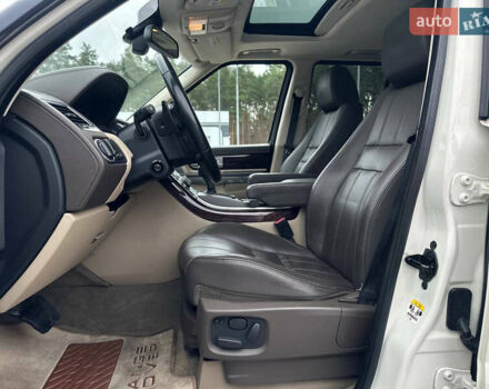 Білий Ленд Ровер Range Rover Sport, об'ємом двигуна 3.63 л та пробігом 202 тис. км за 15850 $, фото 33 на Automoto.ua