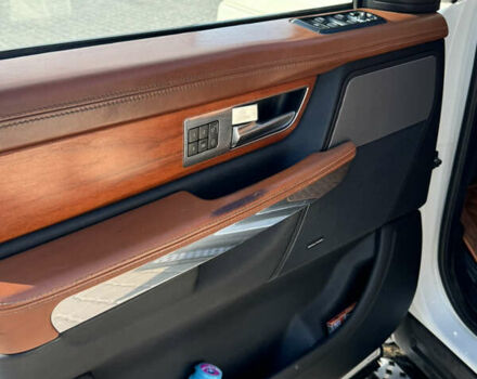 Білий Ленд Ровер Range Rover Sport, об'ємом двигуна 3 л та пробігом 261 тис. км за 17500 $, фото 21 на Automoto.ua