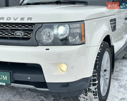 Білий Ленд Ровер Range Rover Sport, об'ємом двигуна 5 л та пробігом 171 тис. км за 12500 $, фото 7 на Automoto.ua
