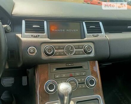 Белый Ленд Ровер Рендж Ровер Спорт, объемом двигателя 2.99 л и пробегом 176 тыс. км за 15800 $, фото 12 на Automoto.ua