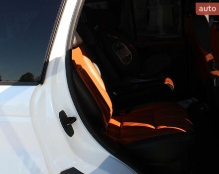 Білий Ленд Ровер Range Rover Sport, об'ємом двигуна 2.99 л та пробігом 177 тис. км за 12500 $, фото 18 на Automoto.ua