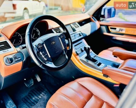 Білий Ленд Ровер Range Rover Sport, об'ємом двигуна 5 л та пробігом 181 тис. км за 14500 $, фото 6 на Automoto.ua