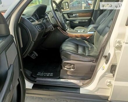 Белый Ленд Ровер Рендж Ровер Спорт, объемом двигателя 2.99 л и пробегом 176 тыс. км за 15800 $, фото 8 на Automoto.ua