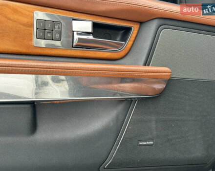 Білий Ленд Ровер Range Rover Sport, об'ємом двигуна 5 л та пробігом 171 тис. км за 12500 $, фото 34 на Automoto.ua