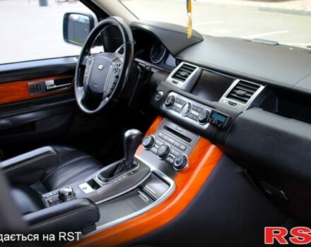 Білий Ленд Ровер Range Rover Sport, об'ємом двигуна 3 л та пробігом 295 тис. км за 15499 $, фото 6 на Automoto.ua