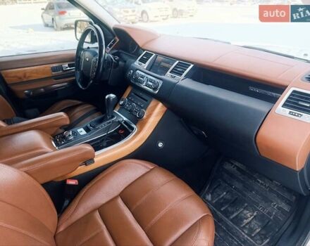 Білий Ленд Ровер Range Rover Sport, об'ємом двигуна 5 л та пробігом 179 тис. км за 14800 $, фото 26 на Automoto.ua