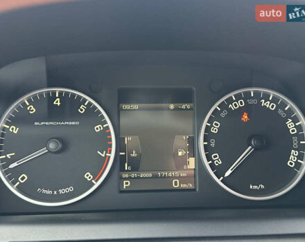 Білий Ленд Ровер Range Rover Sport, об'ємом двигуна 5 л та пробігом 171 тис. км за 12500 $, фото 38 на Automoto.ua