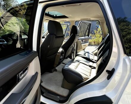 Ленд Ровер Рендж Ровер Спорт 2010 в Киеве на Automoto.ua Белый Ленд Ровер Рендж Ровер Спорт, объемом двигателя 3.6 л и пробегом 202 тыс. км за 15500 $, фото 10 на Automoto.ua