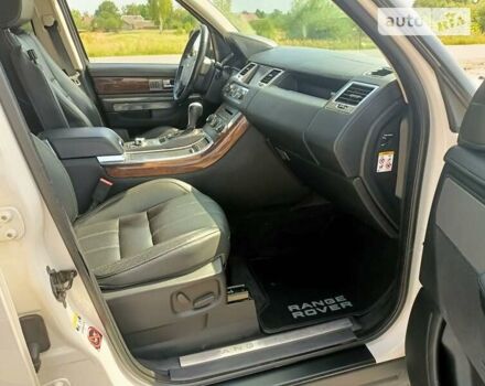 Белый Ленд Ровер Рендж Ровер Спорт, объемом двигателя 2.99 л и пробегом 176 тыс. км за 15800 $, фото 16 на Automoto.ua