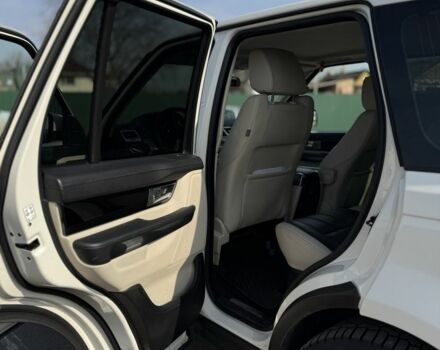 Білий Ленд Ровер Range Rover Sport, об'ємом двигуна 3 л та пробігом 312 тис. км за 13500 $, фото 13 на Automoto.ua