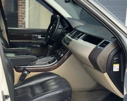 Белый Ленд Ровер Рендж Ровер Спорт, объемом двигателя 2.99 л и пробегом 260 тыс. км за 15000 $, фото 8 на Automoto.ua