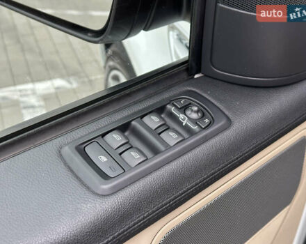 Білий Ленд Ровер Range Rover Sport, об'ємом двигуна 5 л та пробігом 120 тис. км за 13500 $, фото 60 на Automoto.ua