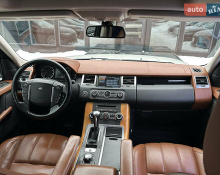 Білий Ленд Ровер Range Rover Sport, об'ємом двигуна 5 л та пробігом 171 тис. км за 12500 $, фото 27 на Automoto.ua