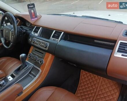 Белый Ленд Ровер Рендж Ровер Спорт, объемом двигателя 3 л и пробегом 270 тыс. км за 17500 $, фото 20 на Automoto.ua