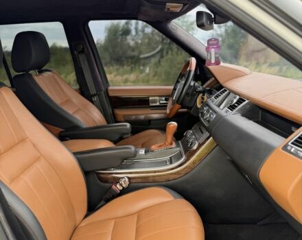 Білий Ленд Ровер Range Rover Sport, об'ємом двигуна 3 л та пробігом 178 тис. км за 11000 $, фото 17 на Automoto.ua