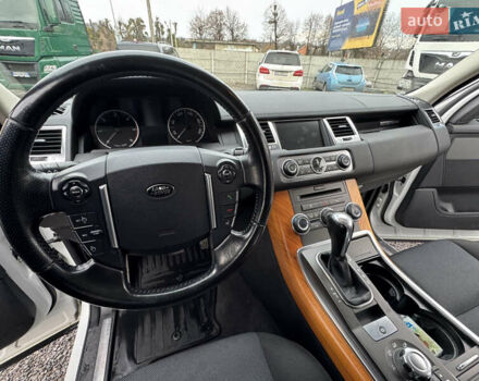 Белый Ленд Ровер Рендж Ровер Спорт, объемом двигателя 2.99 л и пробегом 320 тыс. км за 15000 $, фото 14 на Automoto.ua