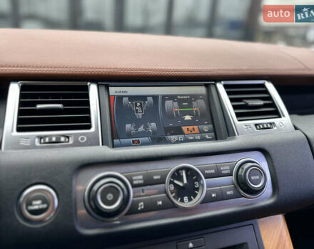Білий Ленд Ровер Range Rover Sport, об'ємом двигуна 5 л та пробігом 171 тис. км за 12500 $, фото 43 на Automoto.ua