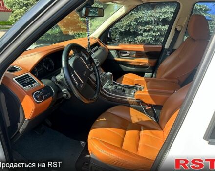 Білий Ленд Ровер Range Rover Sport, об'ємом двигуна 5 л та пробігом 145 тис. км за 16500 $, фото 5 на Automoto.ua