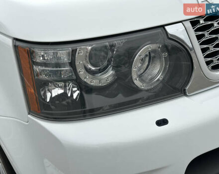 Білий Ленд Ровер Range Rover Sport, об'ємом двигуна 5 л та пробігом 120 тис. км за 15500 $, фото 23 на Automoto.ua