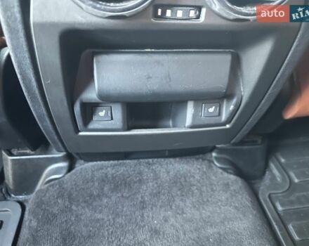 Білий Ленд Ровер Range Rover Sport, об'ємом двигуна 5 л та пробігом 171 тис. км за 16000 $, фото 27 на Automoto.ua