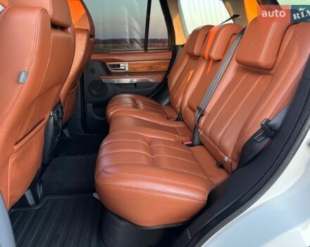 Білий Ленд Ровер Range Rover Sport, об'ємом двигуна 5 л та пробігом 171 тис. км за 16000 $, фото 20 на Automoto.ua