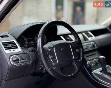 Білий Ленд Ровер Range Rover Sport, об'ємом двигуна 5 л та пробігом 149 тис. км за 14999 $, фото 7 на Automoto.ua