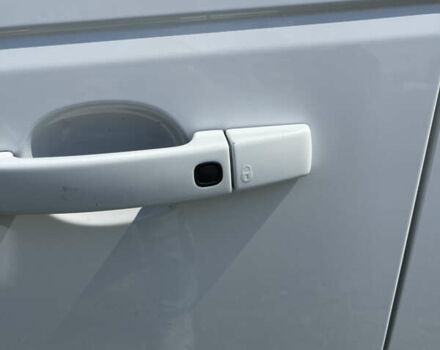 Белый Ленд Ровер Рендж Ровер Спорт, объемом двигателя 5 л и пробегом 170 тыс. км за 13500 $, фото 12 на Automoto.ua