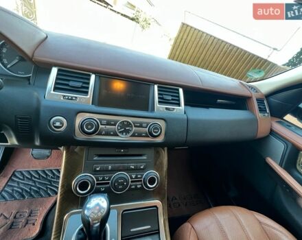 Білий Ленд Ровер Range Rover Sport, об'ємом двигуна 3 л та пробігом 262 тис. км за 18000 $, фото 19 на Automoto.ua
