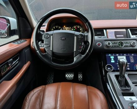 Білий Ленд Ровер Range Rover Sport, об'ємом двигуна 5 л та пробігом 181 тис. км за 12700 $, фото 20 на Automoto.ua