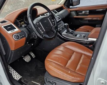 Белый Ленд Ровер Рендж Ровер Спорт, объемом двигателя 5 л и пробегом 170 тыс. км за 13333 $, фото 9 на Automoto.ua