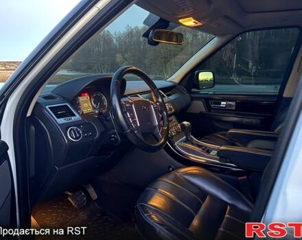 Белый Ленд Ровер Рендж Ровер Спорт, объемом двигателя 5 л и пробегом 147 тыс. км за 16500 $, фото 3 на Automoto.ua