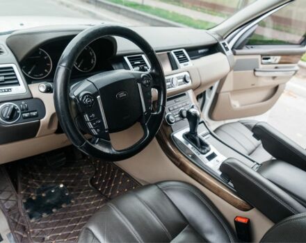 Білий Ленд Ровер Range Rover Sport, об'ємом двигуна 5 л та пробігом 147 тис. км за 15100 $, фото 15 на Automoto.ua