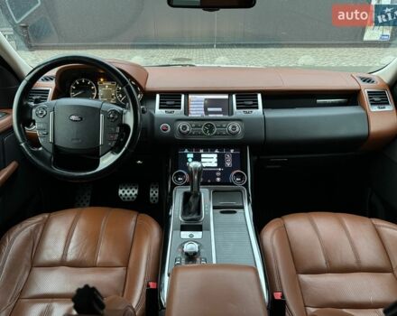 Білий Ленд Ровер Range Rover Sport, об'ємом двигуна 5 л та пробігом 181 тис. км за 12700 $, фото 19 на Automoto.ua