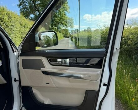 Білий Ленд Ровер Range Rover Sport, об'ємом двигуна 5 л та пробігом 175 тис. км за 15000 $, фото 19 на Automoto.ua