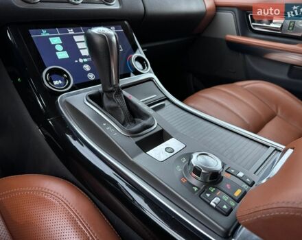 Білий Ленд Ровер Range Rover Sport, об'ємом двигуна 5 л та пробігом 181 тис. км за 12700 $, фото 21 на Automoto.ua
