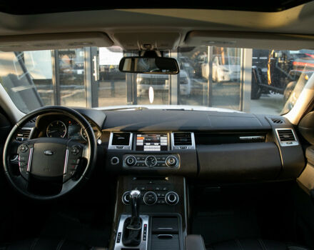Білий Ленд Ровер Range Rover Sport, об'ємом двигуна 3 л та пробігом 190 тис. км за 20900 $, фото 17 на Automoto.ua