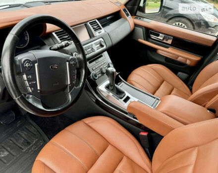 Білий Ленд Ровер Range Rover Sport, об'ємом двигуна 5 л та пробігом 149 тис. км за 11000 $, фото 9 на Automoto.ua