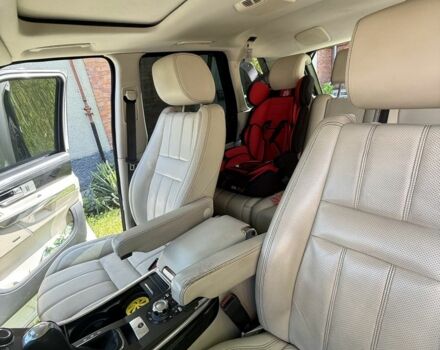 Белый Ленд Ровер Рендж Ровер Спорт, объемом двигателя 5 л и пробегом 195 тыс. км за 25500 $, фото 9 на Automoto.ua