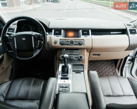 Білий Ленд Ровер Range Rover Sport, об'ємом двигуна 5 л та пробігом 148 тис. км за 15500 $, фото 36 на Automoto.ua