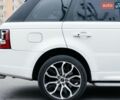 Білий Ленд Ровер Range Rover Sport, об'ємом двигуна 5 л та пробігом 148 тис. км за 15500 $, фото 9 на Automoto.ua