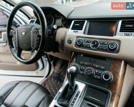 Білий Ленд Ровер Range Rover Sport, об'ємом двигуна 5 л та пробігом 148 тис. км за 15500 $, фото 32 на Automoto.ua