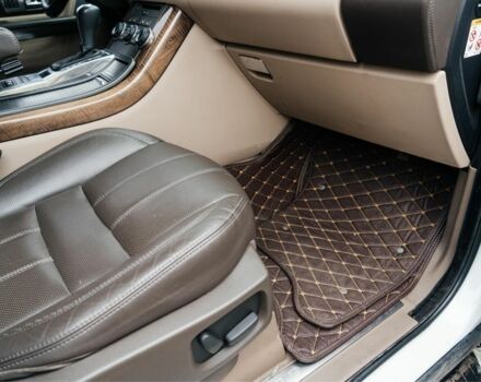 Білий Ленд Ровер Range Rover Sport, об'ємом двигуна 5 л та пробігом 147 тис. км за 15100 $, фото 18 на Automoto.ua