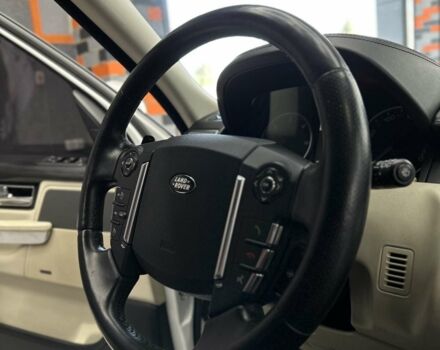 Білий Ленд Ровер Range Rover Sport, об'ємом двигуна 2.99 л та пробігом 208 тис. км за 20500 $, фото 11 на Automoto.ua
