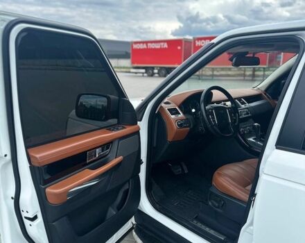 Білий Ленд Ровер Range Rover Sport, об'ємом двигуна 5 л та пробігом 177 тис. км за 16000 $, фото 9 на Automoto.ua