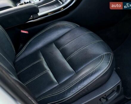 Білий Ленд Ровер Range Rover Sport, об'ємом двигуна 5 л та пробігом 200 тис. км за 13500 $, фото 14 на Automoto.ua