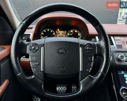 Білий Ленд Ровер Range Rover Sport, об'ємом двигуна 5 л та пробігом 181 тис. км за 12700 $, фото 29 на Automoto.ua