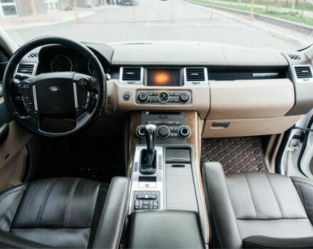 Білий Ленд Ровер Range Rover Sport, об'ємом двигуна 5 л та пробігом 147 тис. км за 15100 $, фото 11 на Automoto.ua